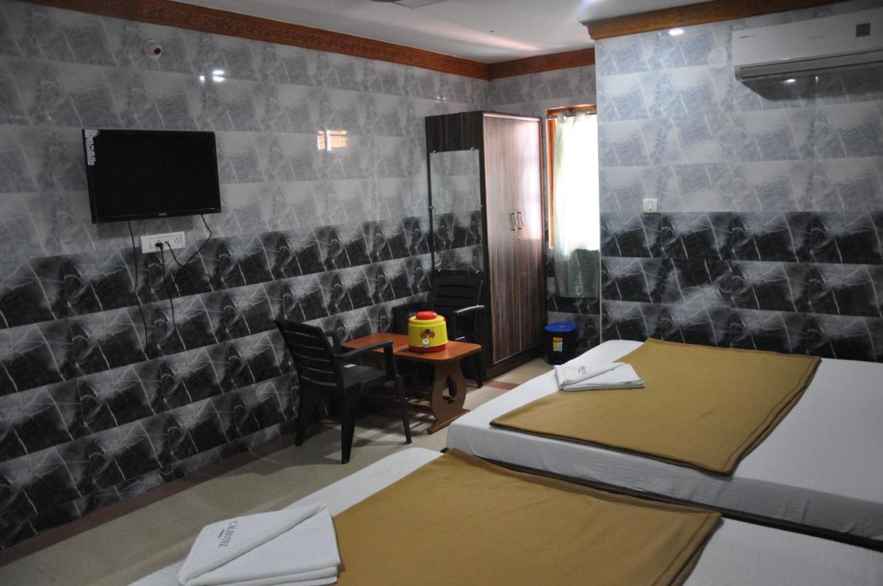 C M Hotel Dharmapuri Exterior photo